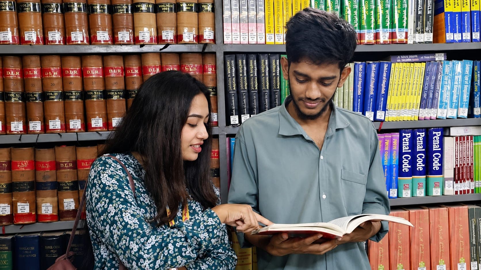 Sonargaon University Bangla students in a seminar session